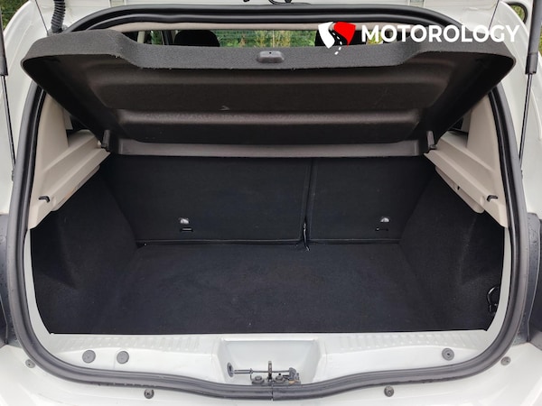 Used Dacia Sandero Stepway 2016 for sale - 76263484: Photo 29