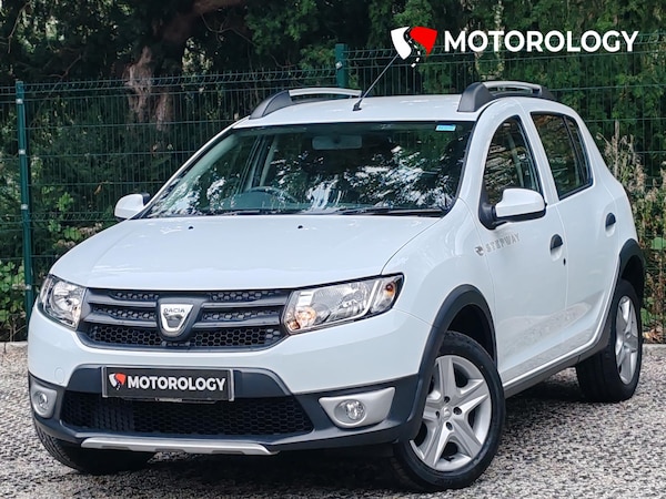 Used Dacia Sandero Stepway 2016 for sale - 76263484: Photo 2