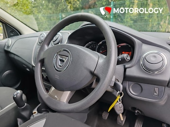 Used Dacia Sandero Stepway 2016 for sale - 76263484: Photo 3