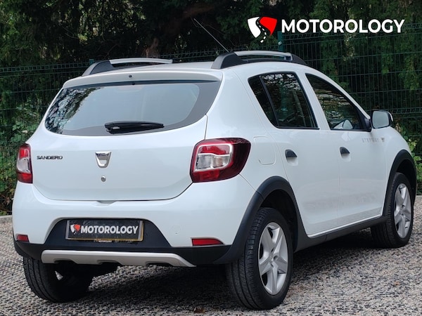 Used Dacia Sandero Stepway 2016 for sale - 76263484: Photo 4