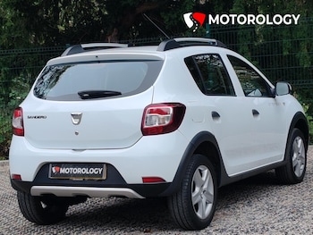 Used Dacia Sandero Stepway 2016 for sale - 76263484: Photo 4