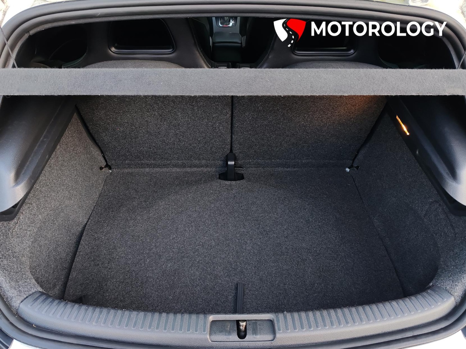 Used Volkswagen Scirocco 2016 for sale - 77207114: Photo 36