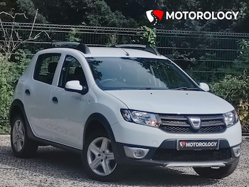 Used Dacia Sandero Stepway 2015 for sale - 75556221: Photo