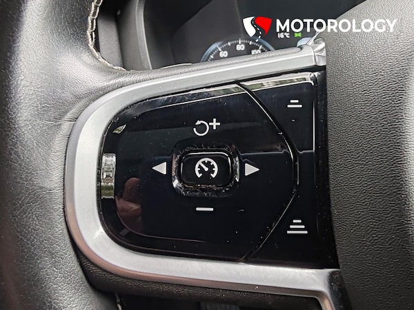 Used Volvo XC60 2020 for sale - 76184590: Photo 31