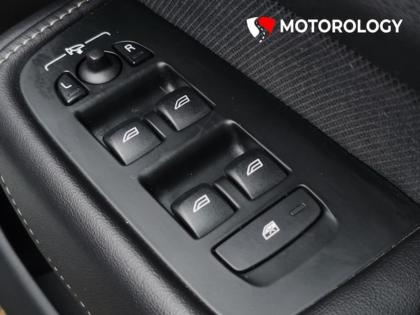 Used Volvo XC60 2020 for sale - 76184590: Photo 50