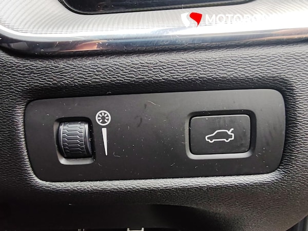 Used Volvo XC60 2020 for sale - 76184590: Photo 52