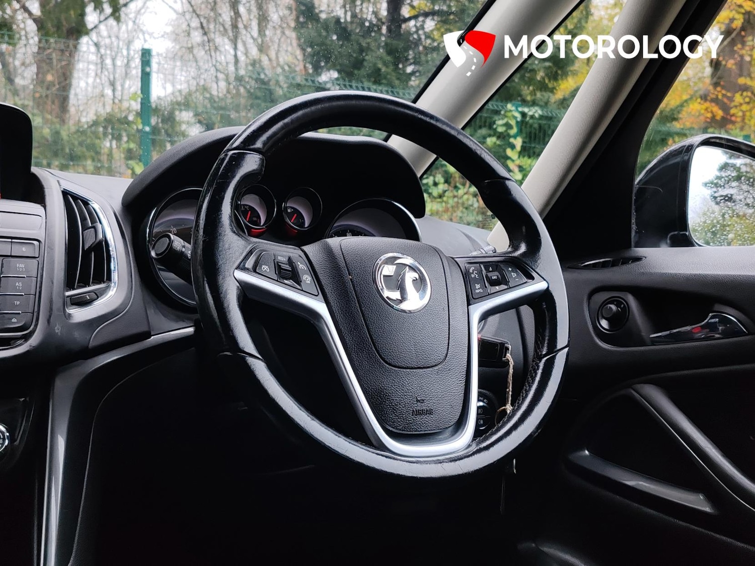 Used Vauxhall Zafira Tourer 2015 for sale - 76662895: Photo 15