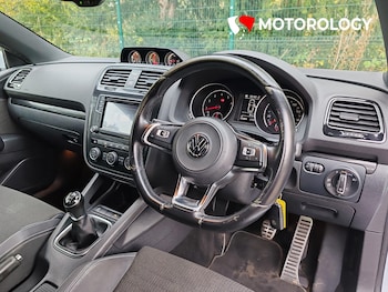 Used Volkswagen Scirocco 2017 for sale - 76480147: Photo