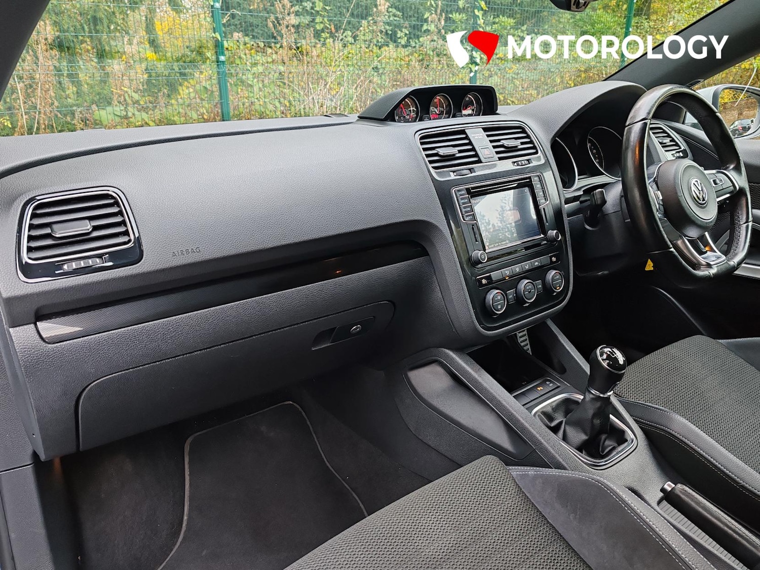 Used Volkswagen Scirocco 2017 for sale - 76480147: Photo 8