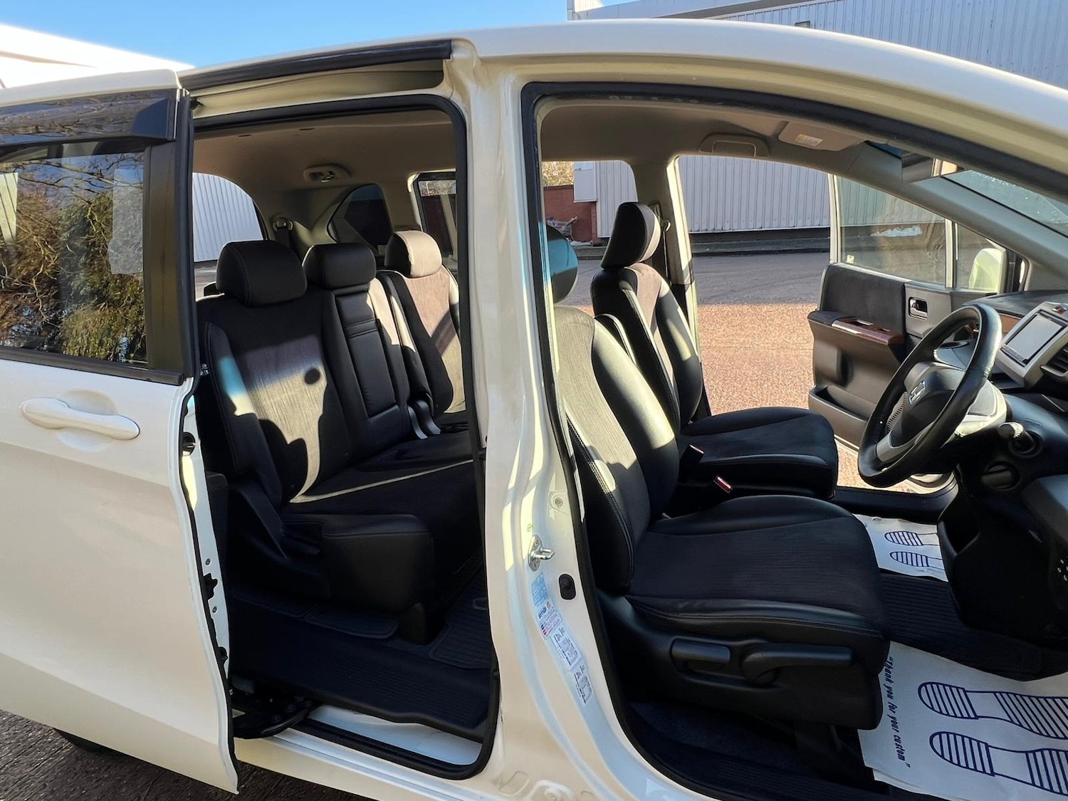 Used Honda Freed 2012 for sale - 76808287: Photo 6