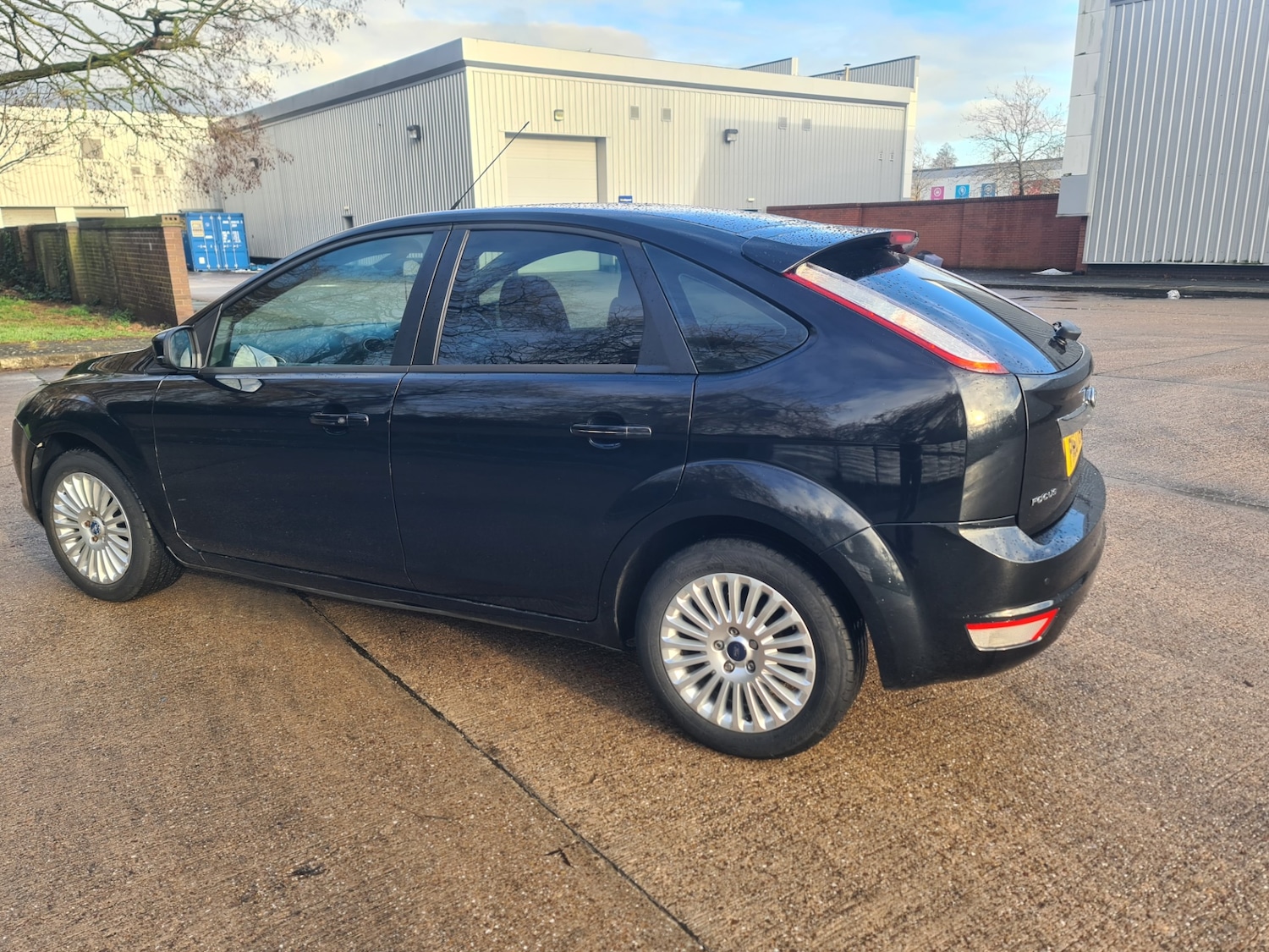 Used Ford Focus 2010 for sale - 77610639: Photo 16
