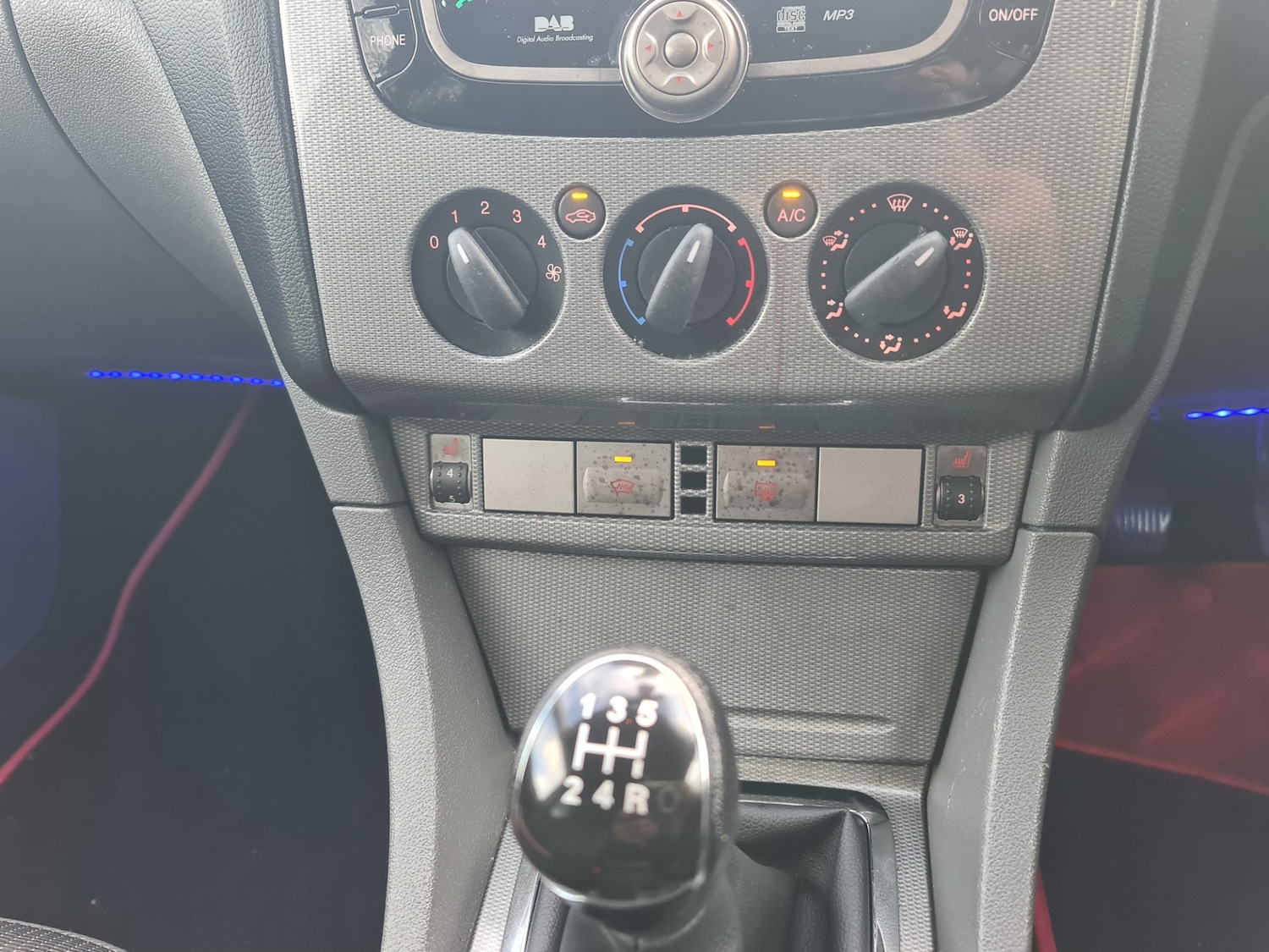 Used Ford Focus 2010 for sale - 77610639: Photo 18