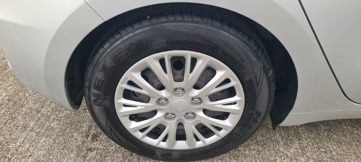 Used Kia Ceed 2017 for sale - 76299520: Photo 20