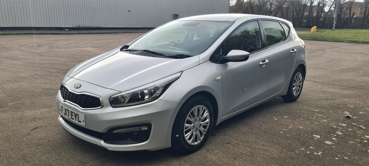 Used Kia Ceed 2017 for sale - 76299520: Photo 6