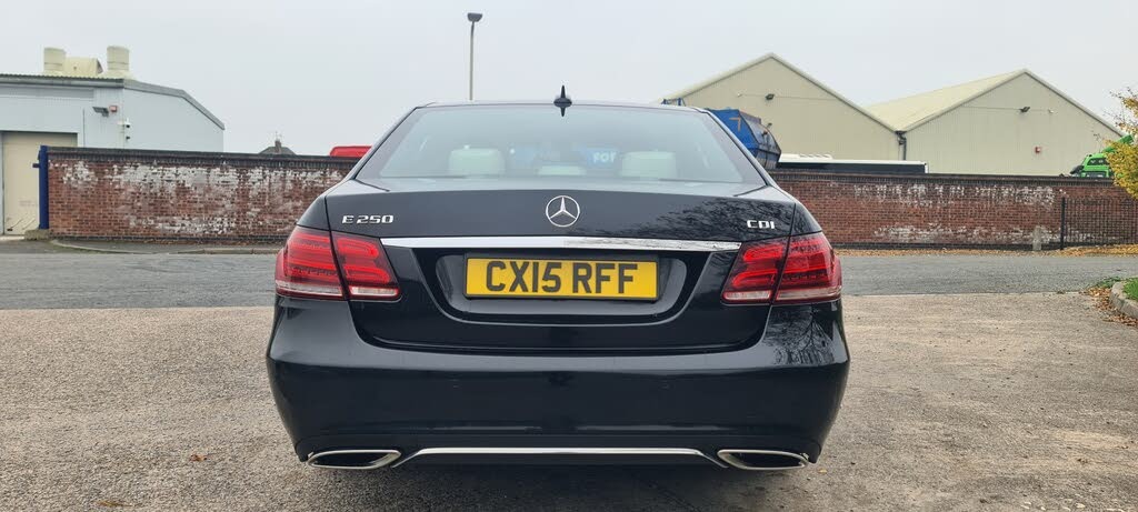 Used Mercedes-Benz E Class 2015 for sale - 76305350: Photo 12