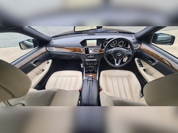 Used Mercedes-Benz E Class 2015 for sale - 76305350: Photo