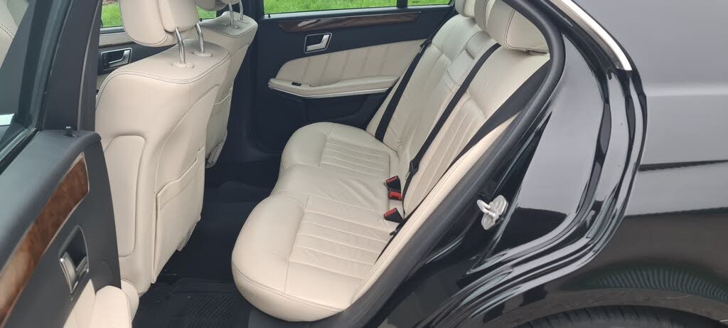 Used Mercedes-Benz E Class 2015 for sale - 76305350: Photo 4