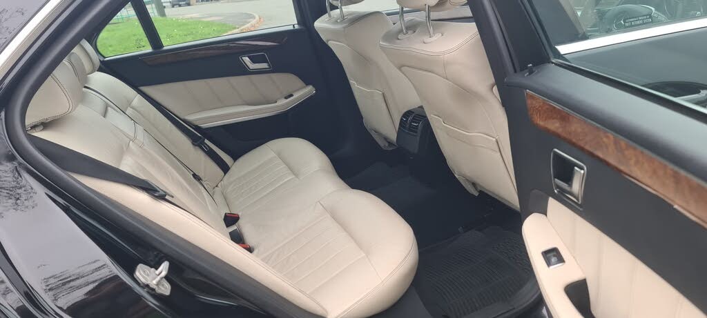 Used Mercedes-Benz E Class 2015 for sale - 76305350: Photo 8