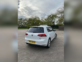 Used Volkswagen Golf 2014 for sale - 78125482: Photo