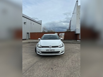 Used Volkswagen Golf 2014 for sale - 78125482: Photo