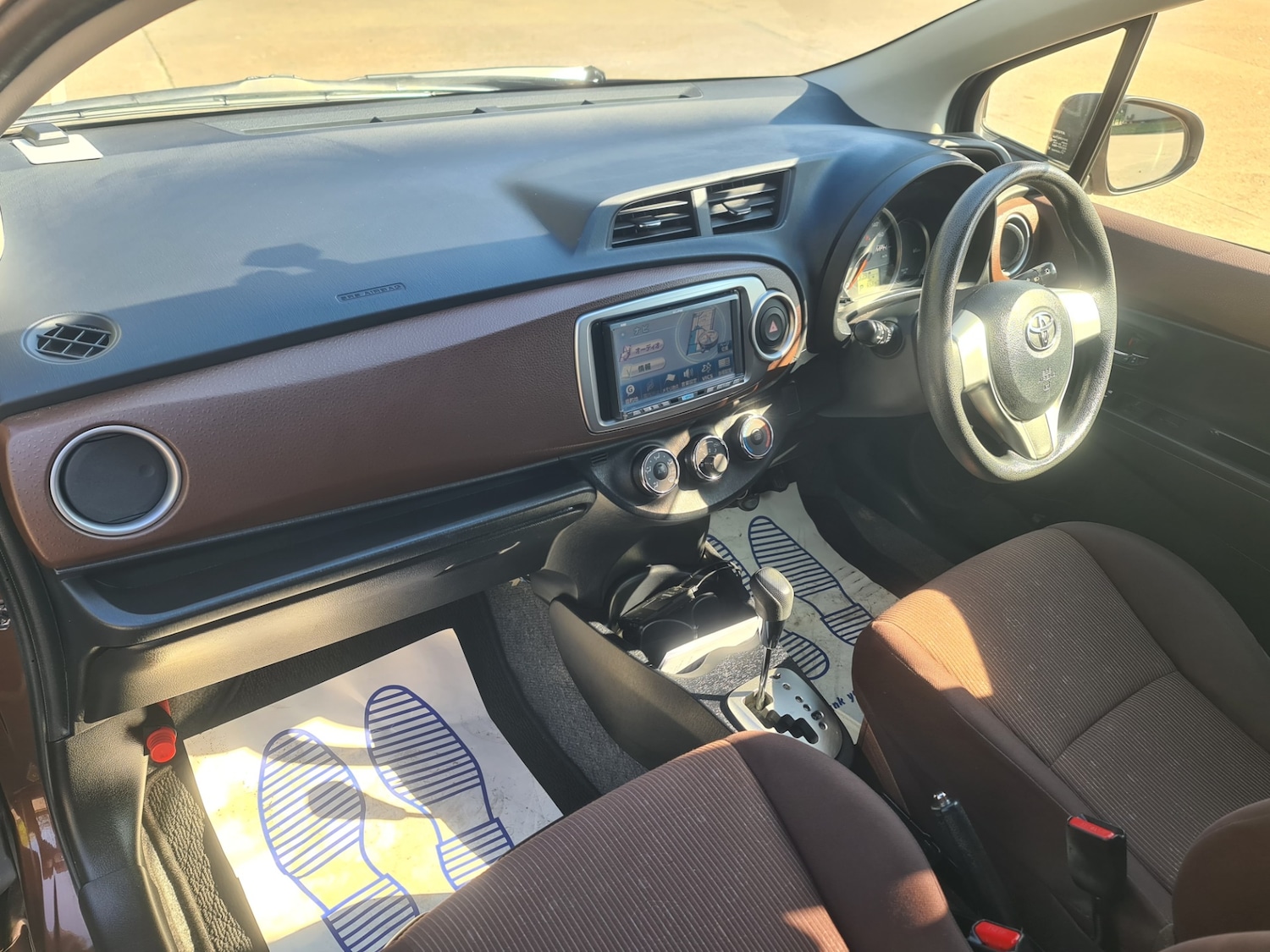 Used Toyota Yaris 2013 for sale - 77976889: Photo 24