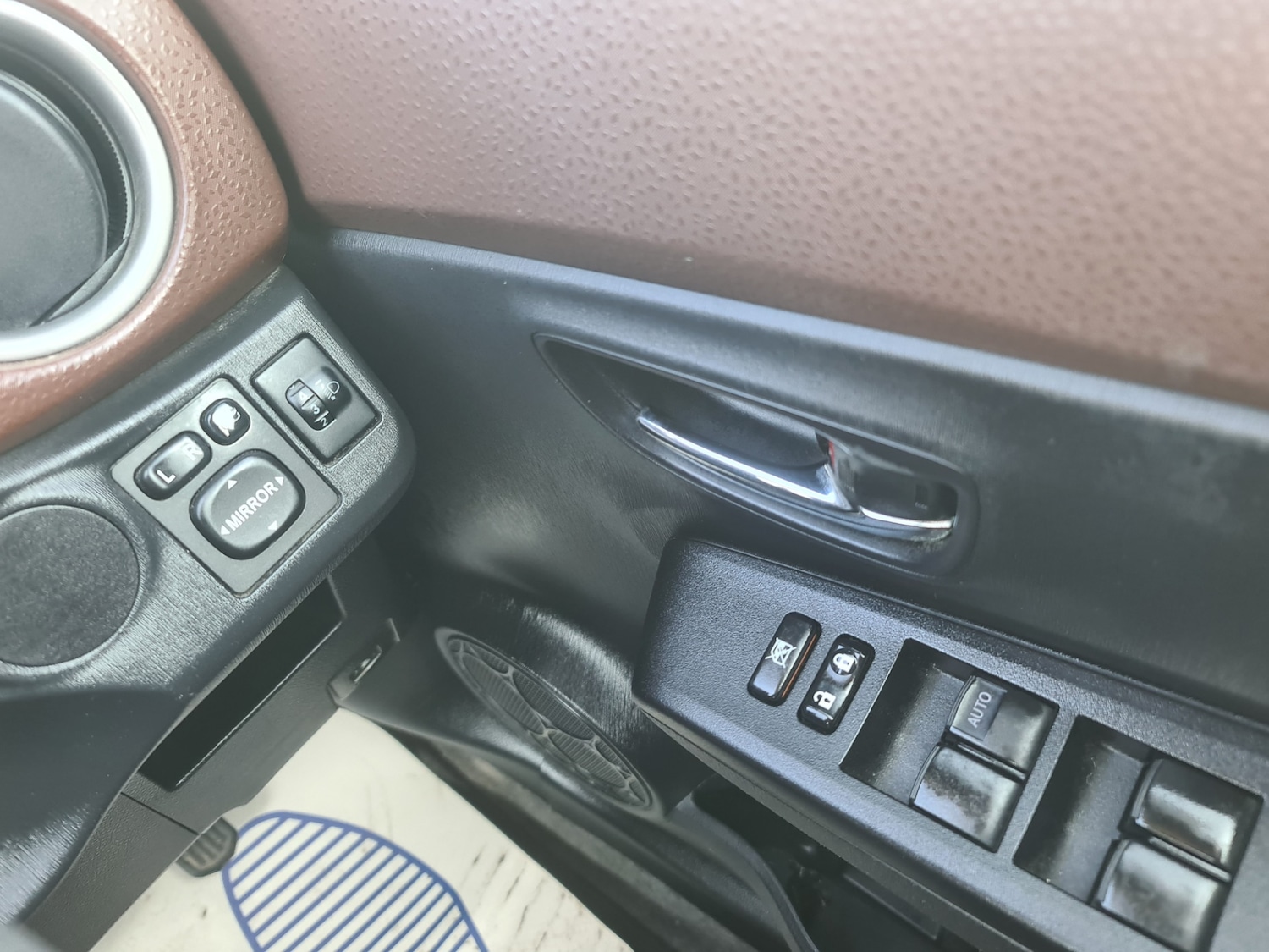 Used Toyota Yaris 2013 for sale - 77976889: Photo 8