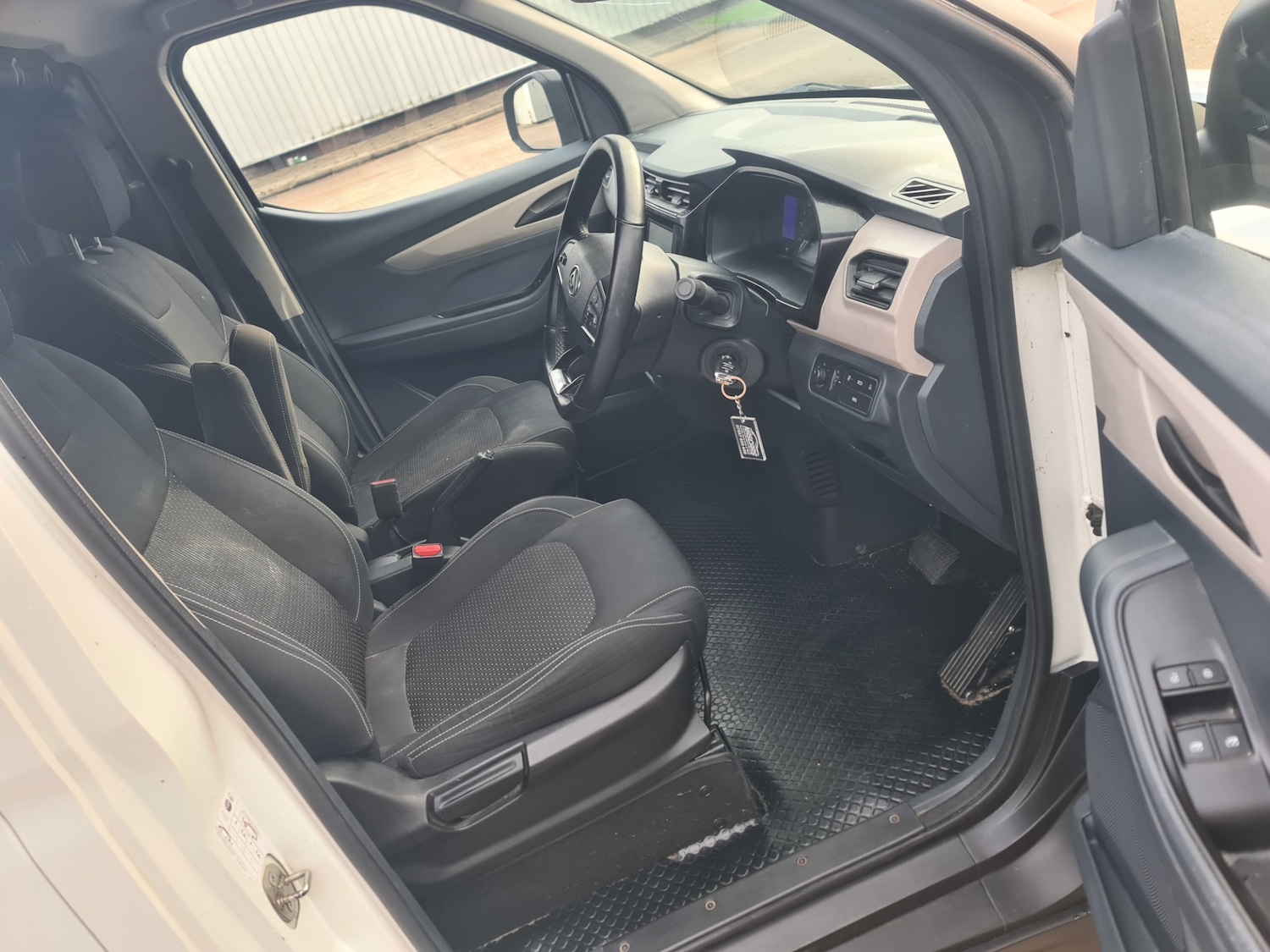 Used Maxus eDeliver 3 2022 for sale - 76304568: Photo 37