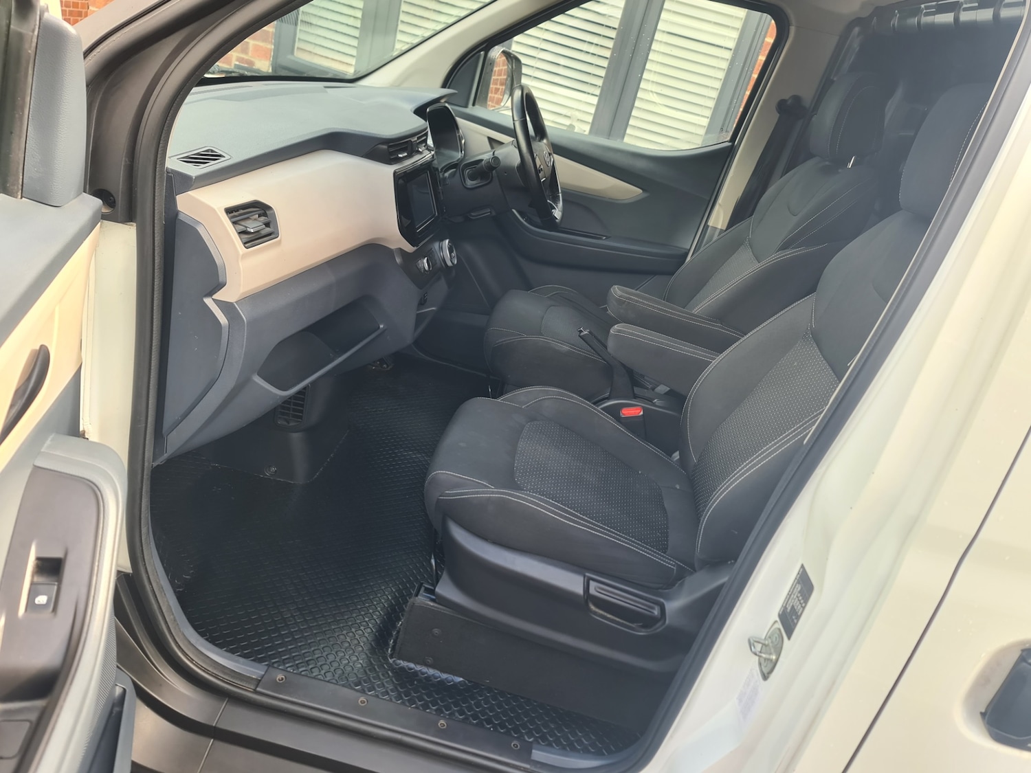 Used Maxus eDeliver 3 2022 for sale - 76304568: Photo 6