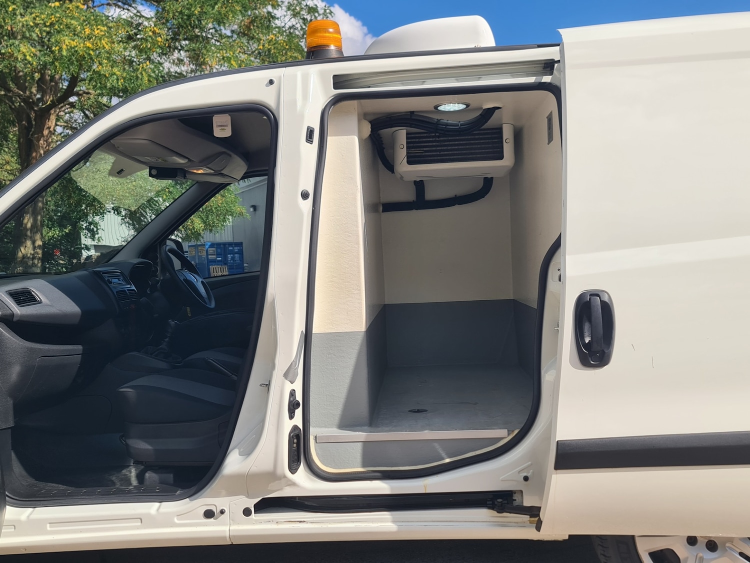 Used Fiat Doblo 2017 for sale - 76305675: Photo 2