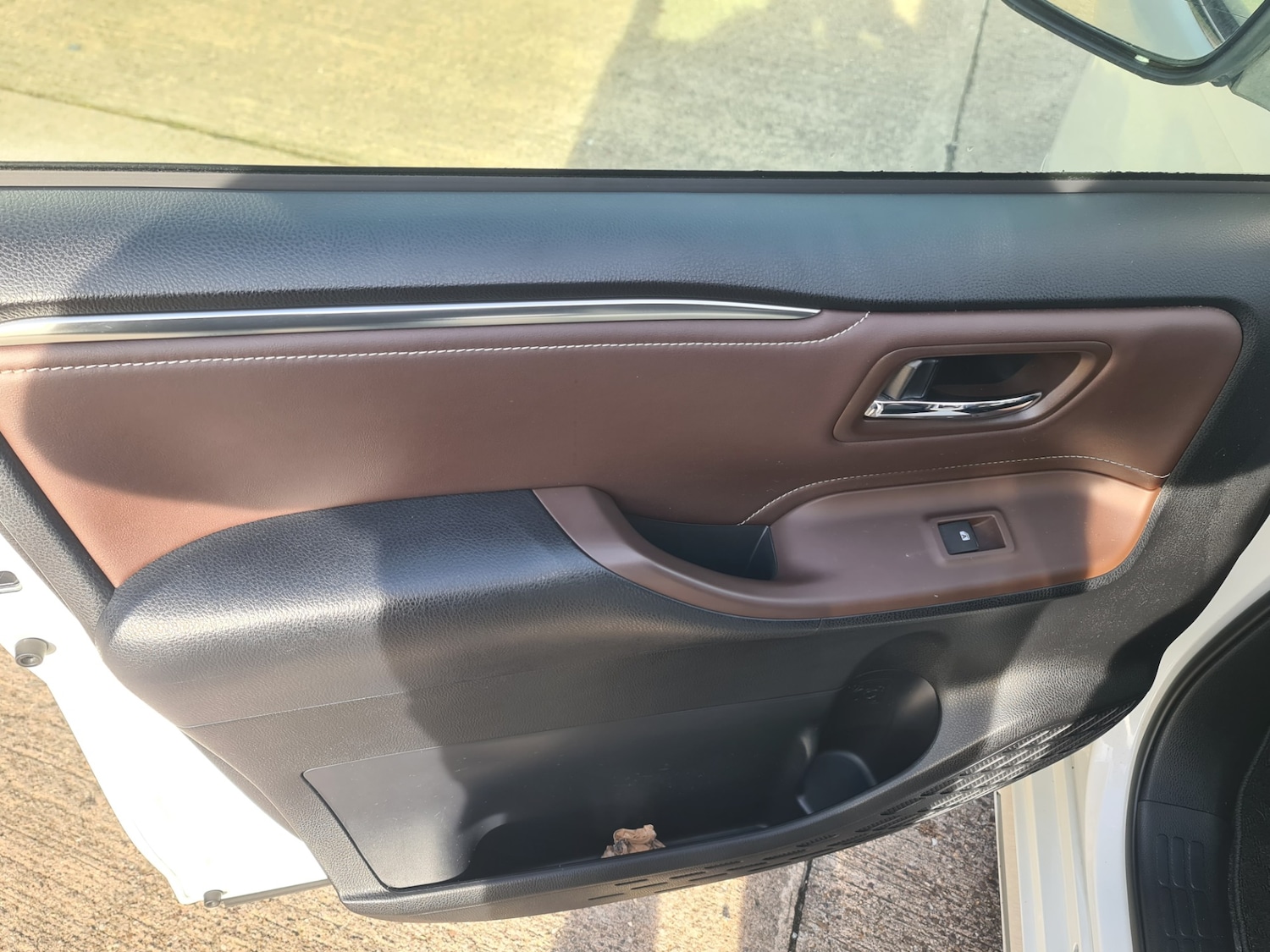 Used Toyota Noah 2015 for sale - 77158728: Photo 26