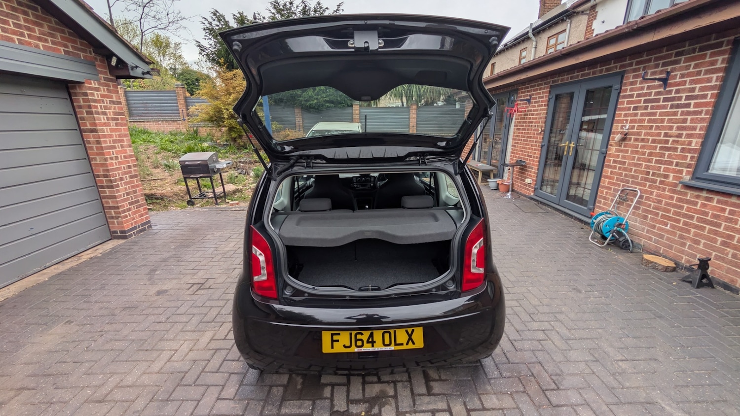 Used Volkswagen up! 2014 for sale - 78212065: Photo 9