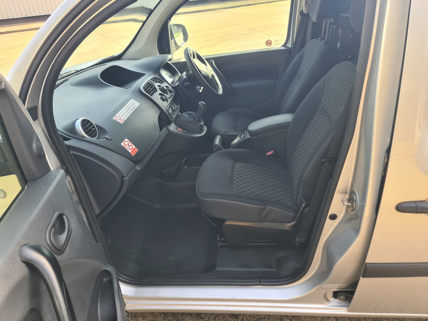 Used Renault Kangoo 2016 for sale - 76305820: Photo 15