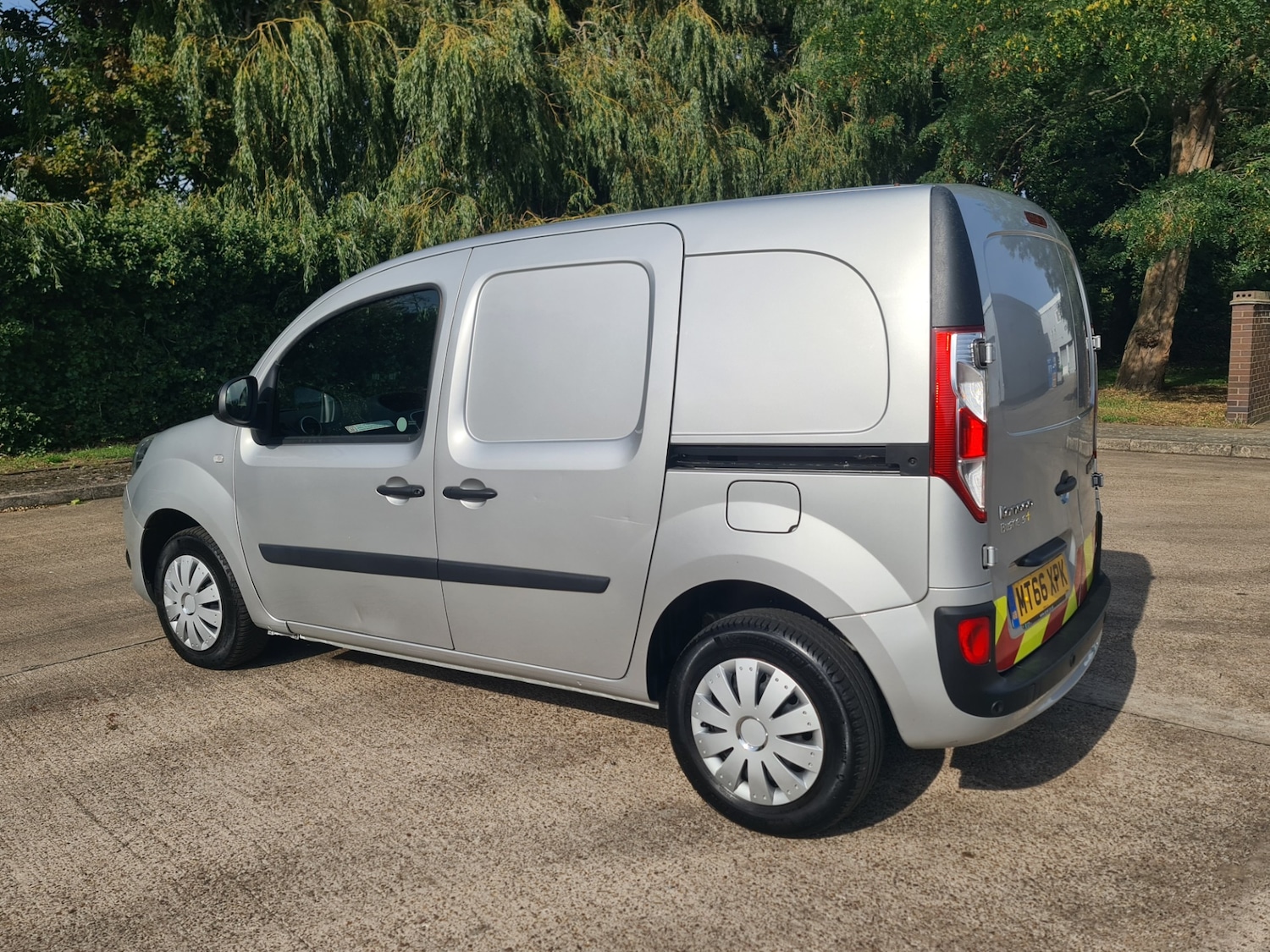 Used Renault Kangoo 2016 for sale - 76305820: Photo 35