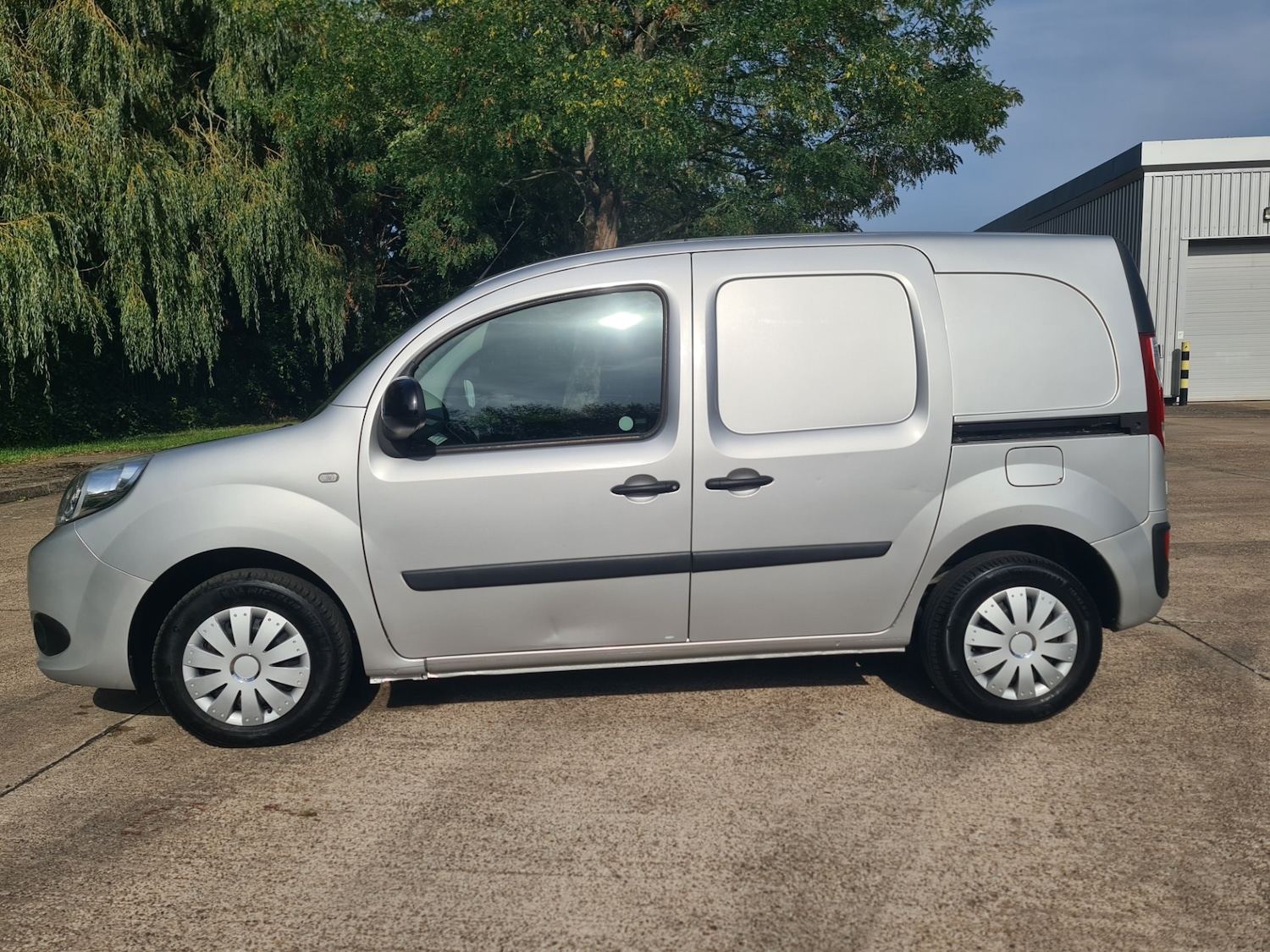 Used Renault Kangoo 2016 for sale - 76305820: Photo 36
