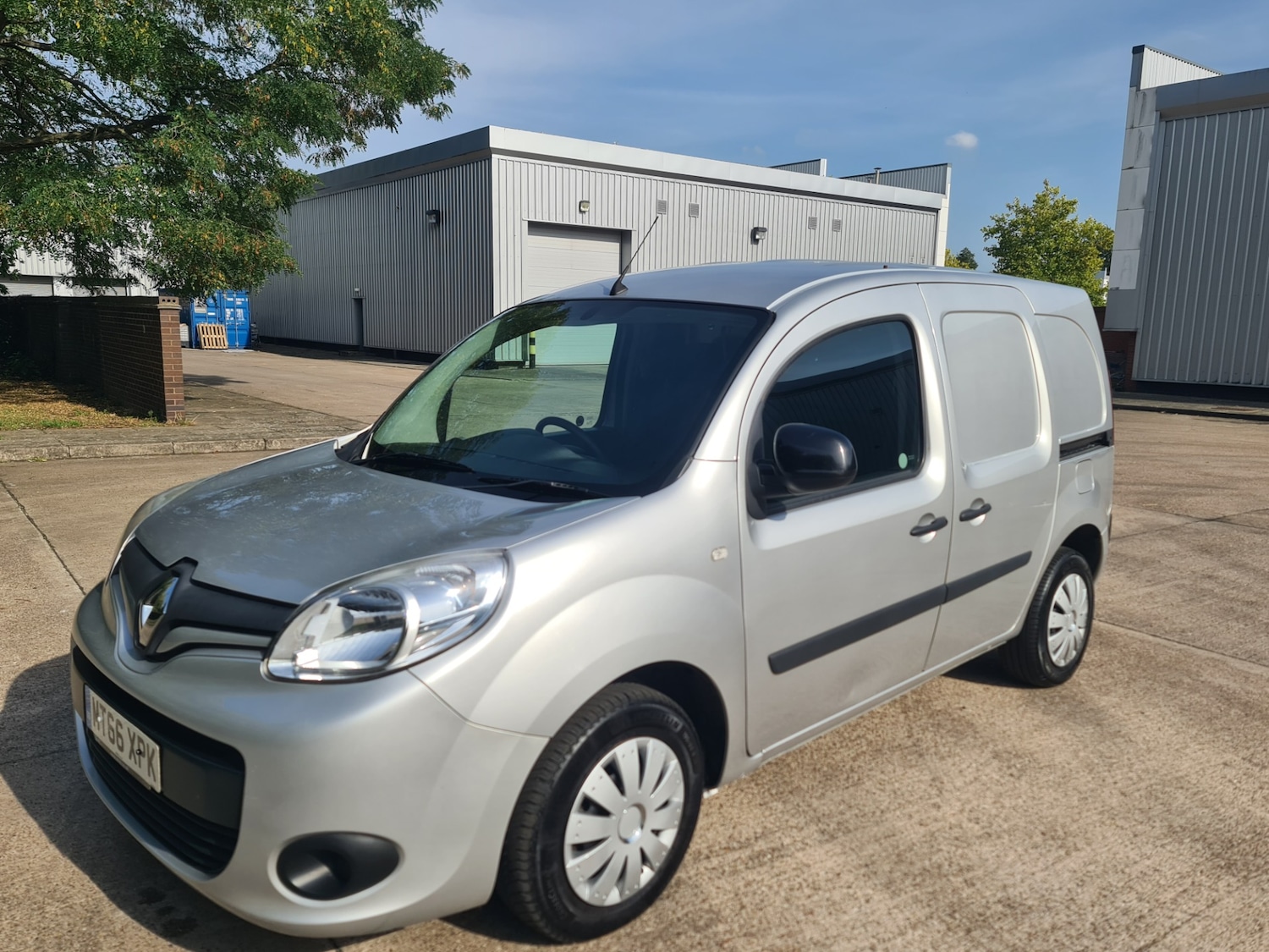 Used Renault Kangoo 2016 for sale - 76305820: Photo 37