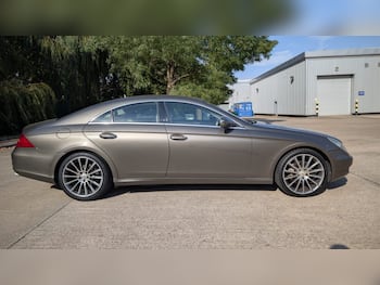 Used Mercedes-Benz CLS 2009 for sale - 79684886: Photo