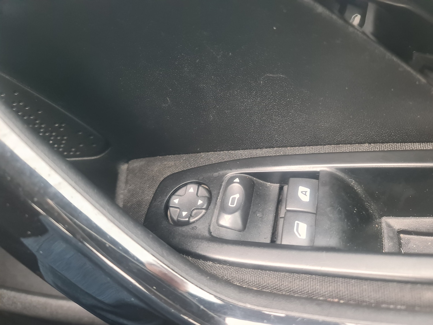 Used Peugeot 208 2013 for sale - 77742571: Photo 15