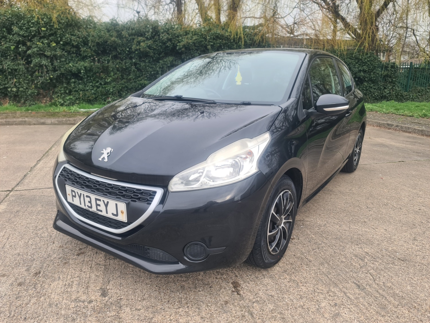 Used Peugeot 208 2013 for sale - 77742571: Photo 20