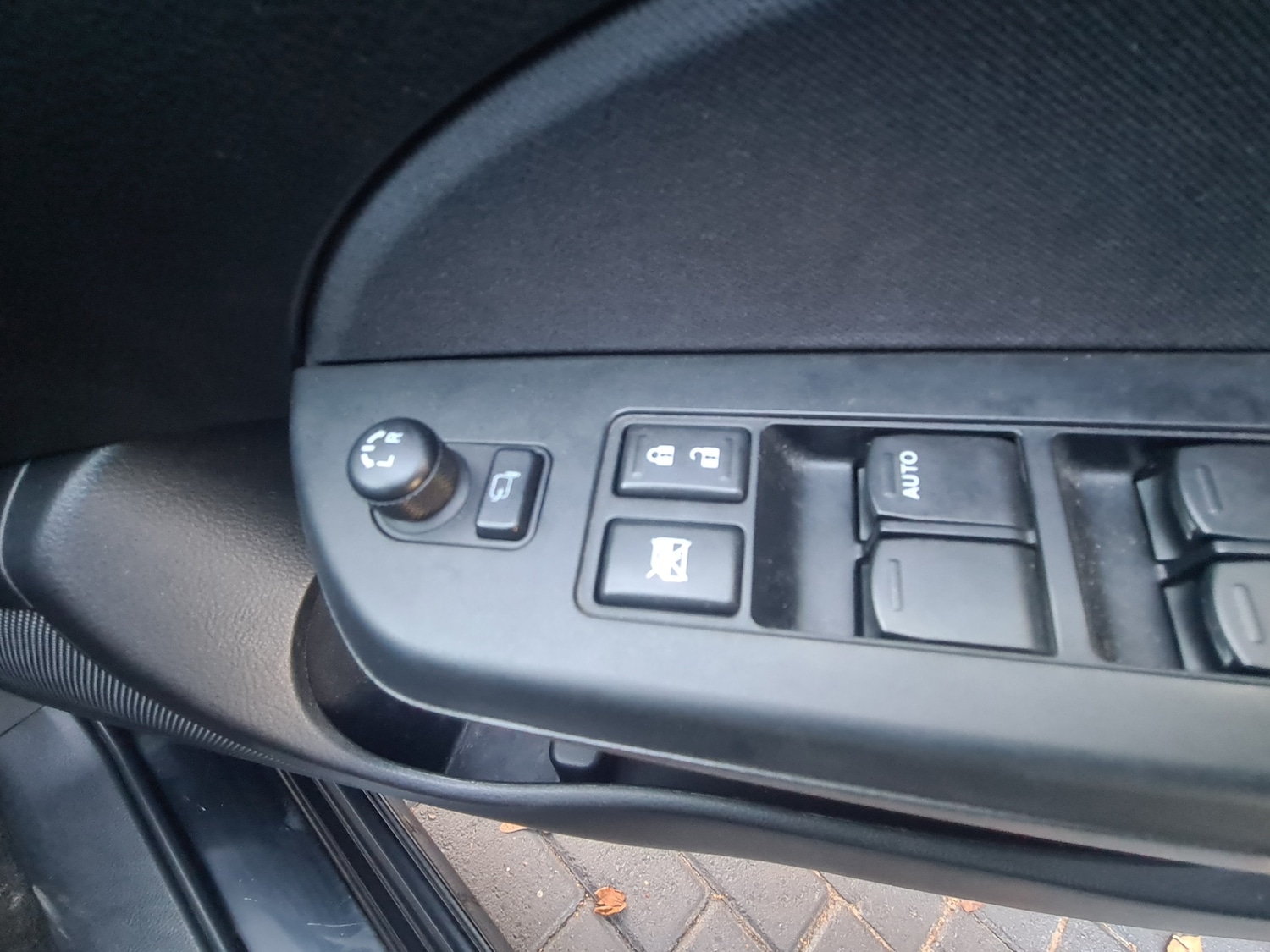 Used Suzuki Swift 2012 for sale - 76807119: Photo 11