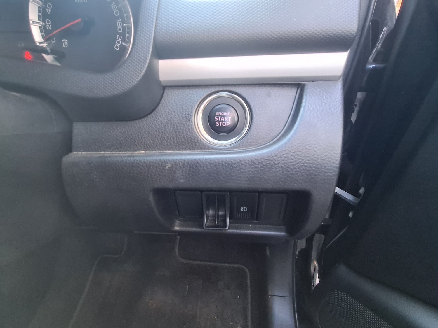 Used Suzuki Swift 2012 for sale - 76807119: Photo 12