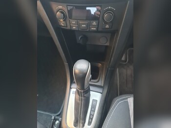 Used Suzuki Swift 2012 for sale - 76807119: Photo