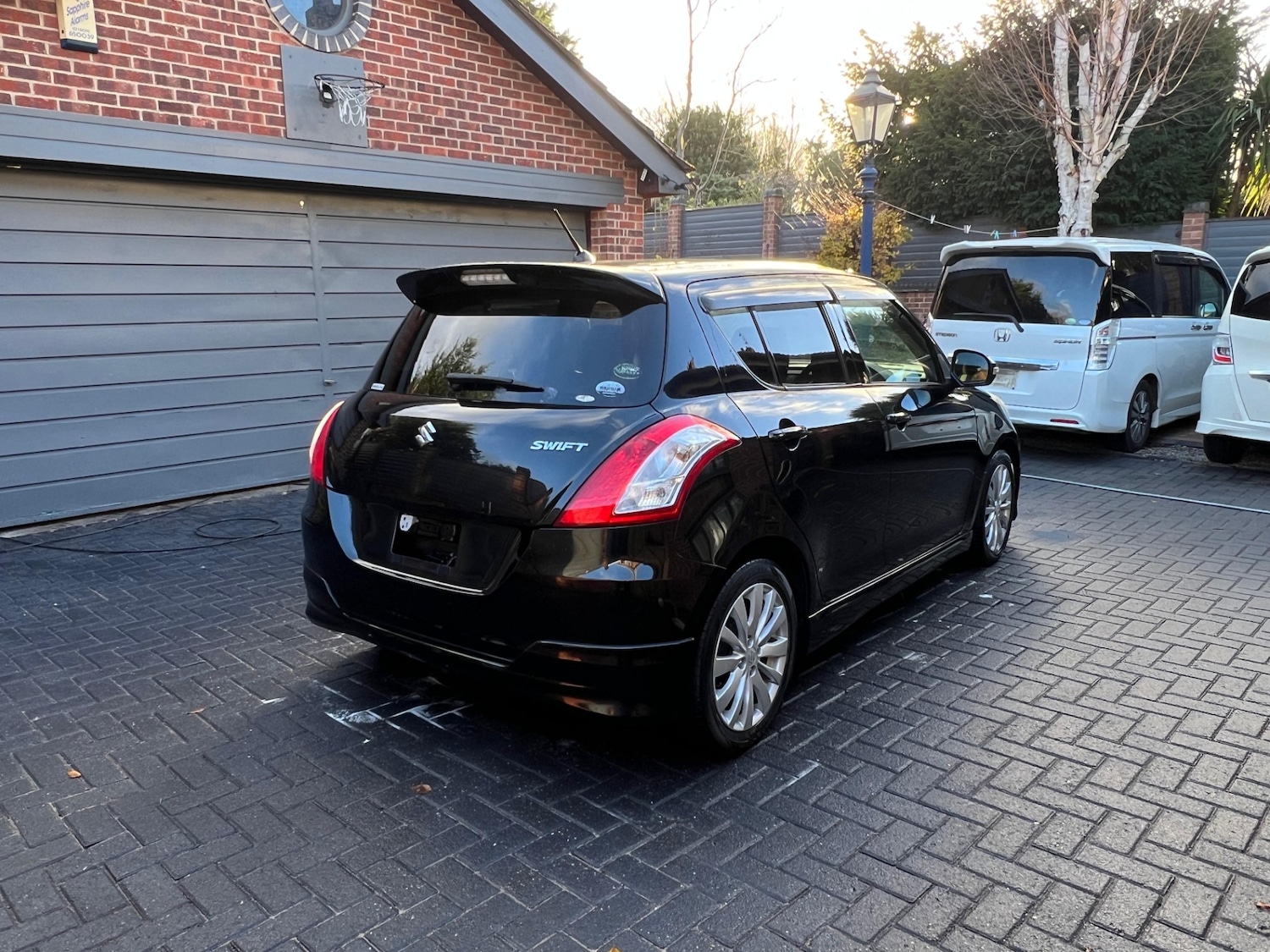 Used Suzuki Swift 2012 for sale - 76807119: Photo 4