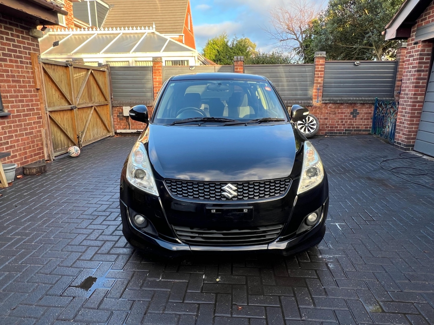 Used Suzuki Swift 2012 for sale - 76807119: Photo 6