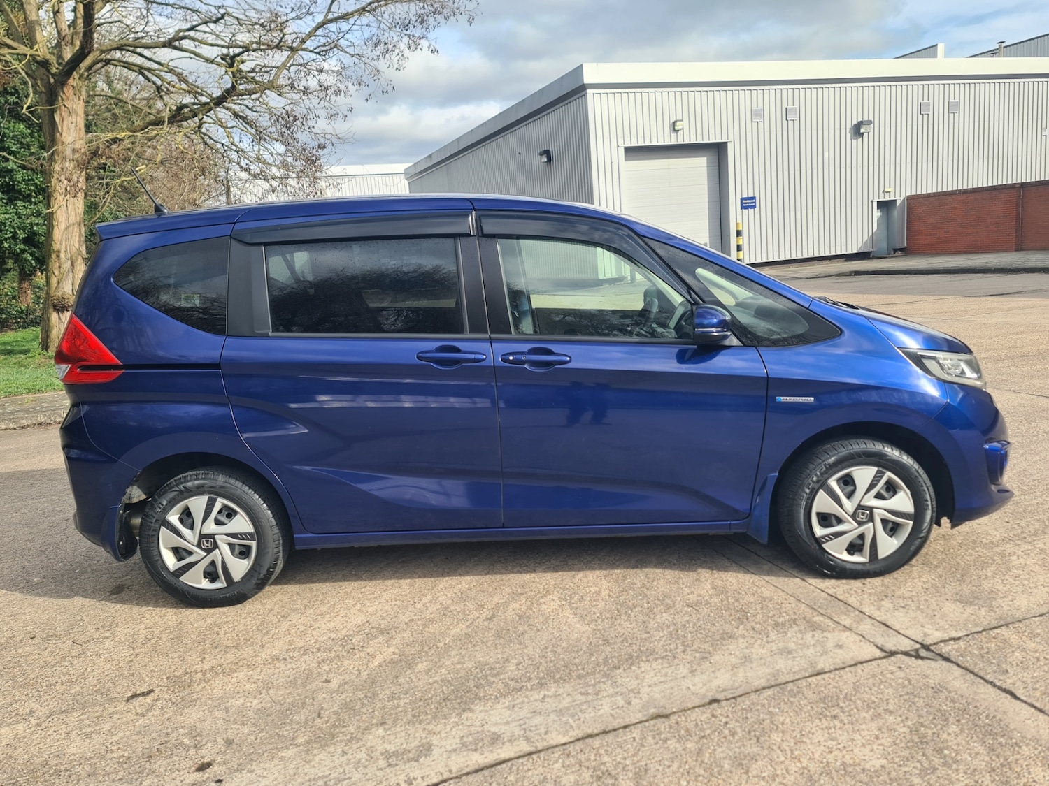 Used Honda Freed 2016 for sale - 77651085: Photo 6