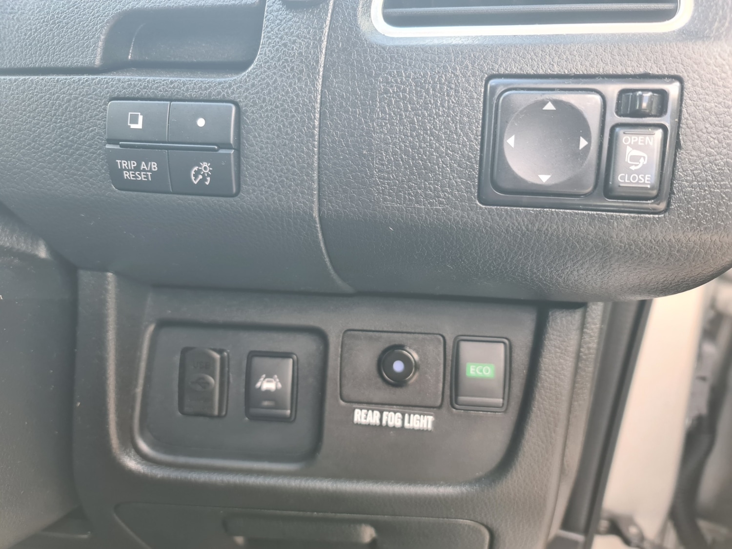 Used Nissan Serena 2024 for sale - 76508097: Photo 19