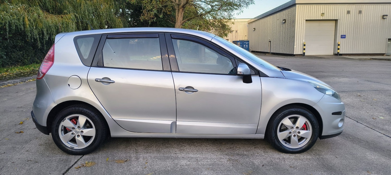 Used Renault Scenic 2009 for sale - 76302074: Photo 1