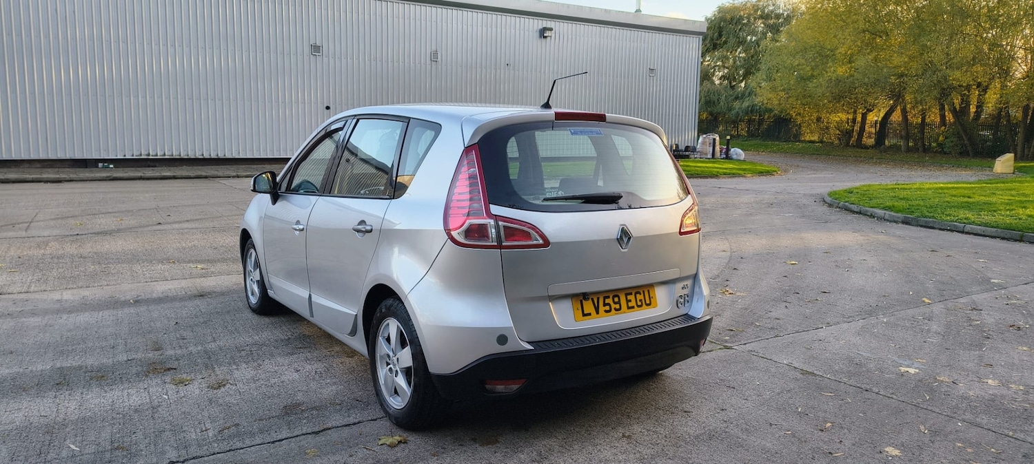 Used Renault Scenic 2009 for sale - 76302074: Photo 10