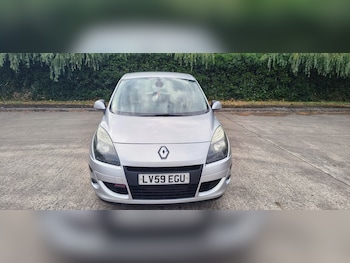 Used Renault Scenic 2009 for sale - 76302074: Photo