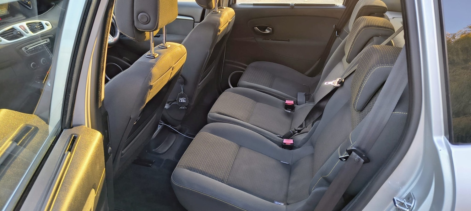 Used Renault Scenic 2009 for sale - 76302074: Photo 7