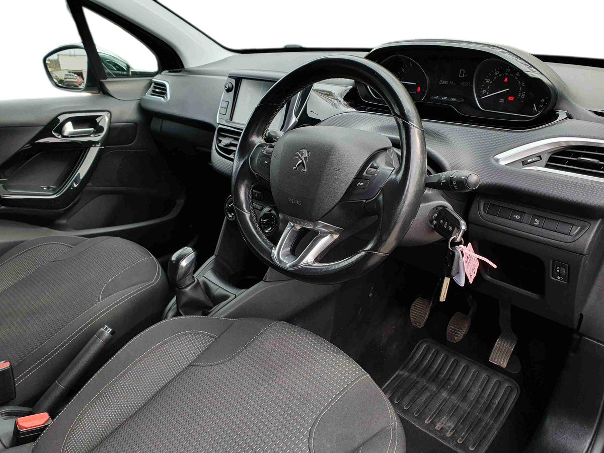 Used Peugeot 208 2018 for sale - 77988380: Photo 10